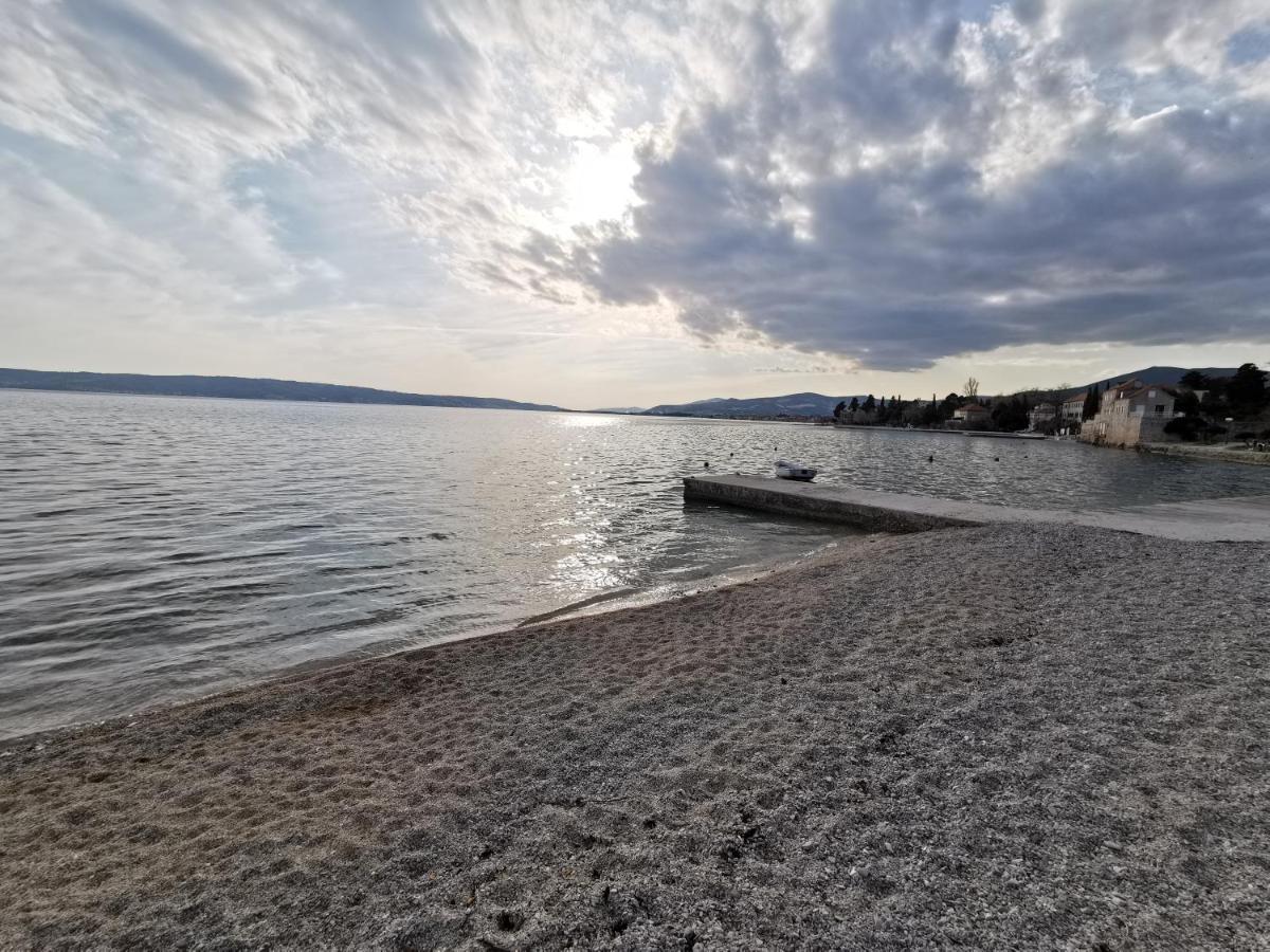 Apartment Miljenko i Dobrila Kaštela Esterno foto